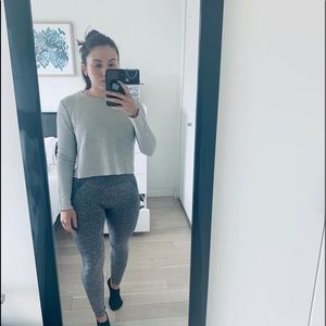 🔸Zara Long Sleeve Crop Top size XS